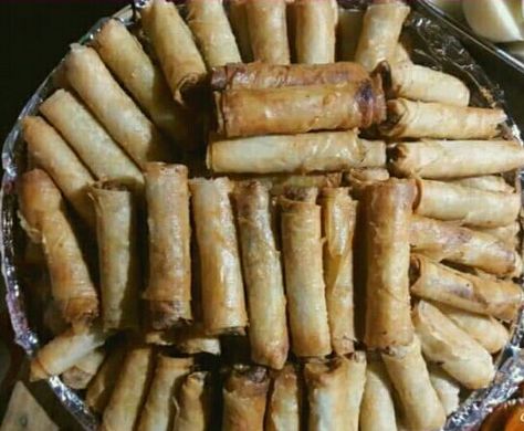 Lumpiang Shanghai, Pinoy Foods, Pinoy Food, Egg Rolls, Apple Pie, Christmas And New Year, Shanghai, Egg, Rolls