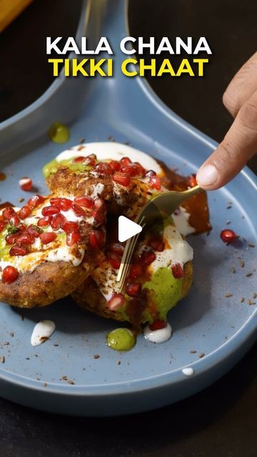 Masterchef Ripu Handda on Instagram: "Bringing you a taste of tradition with my homemade Kala Channa Chaat recipe! 💫 Healthy, tasty, and perfect for any snack time cravings.

#HomemadeDelights #HealthySnacking #ChaatLove" Channa Chaat, Kala Chana Recipe, Chana Recipe, Chaat Recipe, Vegetarian Snacks Recipes, Vegetarian Snacks, Recipe Healthy, Snacks Recipes, Snack Time