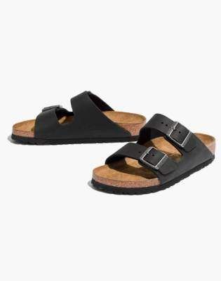 Oxfords With Socks, Best Sandals For Men, Heel Sandals Outfit, Black Birkenstock, Birkenstock Sandals Arizona, European Shoes, Birkenstock Black, Sandals Outfit, Birkenstock Sandals