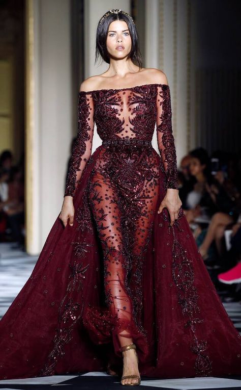 Photos from Best Looks From Paris Haute Couture Fashion Week Fall 2018 - E! Online Zuhair Murad Haute Couture, Haute Couture Gowns, Paris Haute Couture, Haute Couture Dresses, Couture Mode, Zuhair Murad, Chic Outfit, Couture Gowns, Couture Dresses