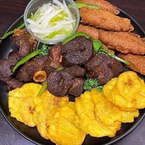 Caribbean Kitchen, Haitian Culture, Carribean Food, Different Types Of Food, Haitian Food, Haitian Food Recipes, Childrens Meals, Avocado Salad Recipes, Tasty Recipes Videos