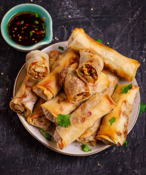 Healthy Spring Rolls, Baked Spring Rolls, Veg Spring Rolls, Vegetarian Spring Rolls, Veggie Spring Rolls, Asian Appetizers, Vegetable Spring Rolls, Spring Roll Recipe, Takeout Food