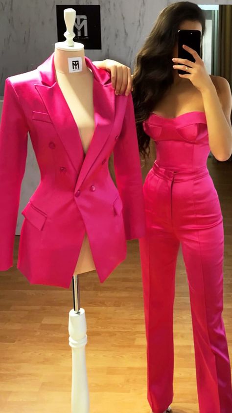 Formal Pantsuits For Women, Pink Suits Women, Outfits For Wedding, Dressy Pant Suits, Formal Pant Suits, Formal Pant, Hat Jewelry, Pant Suits, Couture Candy