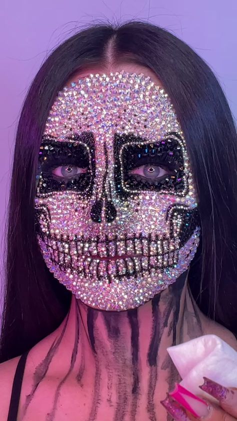 Rhinestone Skull Makeup, Glitter Skull Makeup, Grim Reaper Makeup, Spx Makeup, Diy Mummy Costume, Mummy Makeup, Halloween Makeup Artist, Skull Costume, Mummy Costume