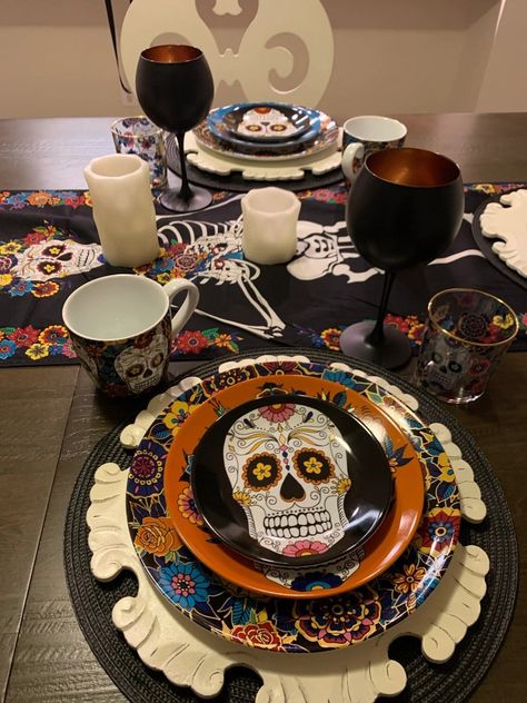 Dutch Still Life, Appetizer Plates Set, Coffee Mug Set, Fine Restaurant, Williams Sonoma Home, Candy Bowl, Appetizer Plates, Coffee Mug Sets, Sugar Skulls