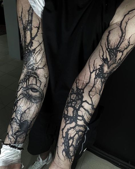 Tattoo On The Back, Gotik Tattoo, Underground Tattoo, 16 Tattoo, Grunge Tattoo, Sick Tattoo, Wicked Tattoos, Scary Tattoos, Creepy Tattoos