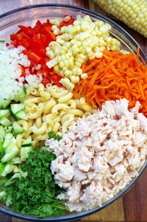 Cold Chicken Pasta Salad Recipe Cold Chicken Pasta, Chicken Noodle Salad Recipe, Cold Chicken Pasta Salad, Mayo Pasta Salad Recipes, Chicken Pasta Salad Recipes, Cold Salad Recipes, Salad Cucumber, Cold Pasta Salad Recipes, Noodle Salad Recipes