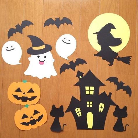 Halloween Decoration For Preschool, Diy Classroom Halloween Decorations, Halloween Decor Kids Room, Halloween Decorations Classroom, Halloween Wall Decorations, Hay Bale Art, Halloween Classroom Decorations, Moldes Halloween, Dekorasi Halloween