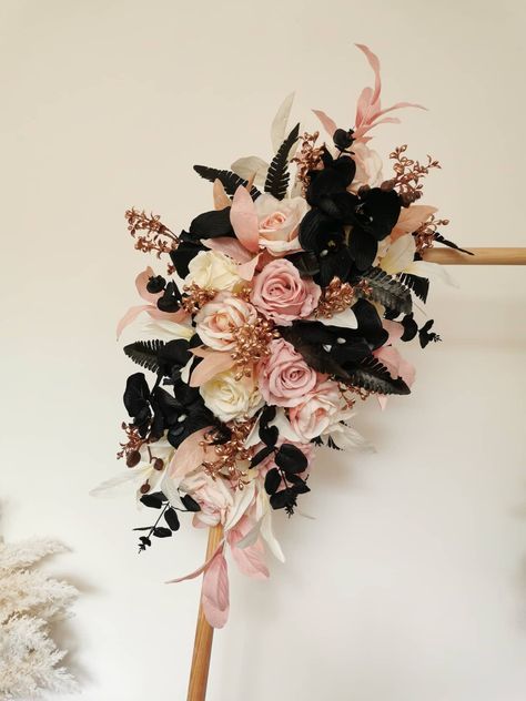 All the flowers are artificial ♥ I can customize it any size you need. Feel free to contact me please. Blush Pink And Black Wedding, Wedding Arch Swag, Flower Arch Wedding, Wedding Flower Arch, Black Wedding Flowers, Gold Wedding Flowers, Bridal Wedding Flowers, Black Bouquet, Flower Arch