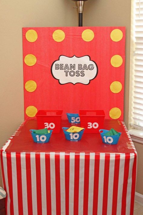 Circus Goodie Bags Ideas, Carnival Work Party, Carnival Birthday Party Decorations Diy, Carnival Fundraiser Ideas, Circus Theme Party Games, Spring Carnival Ideas, Carnival Food Ideas Party, Carnival Themed Food, Clown Birthday Party Ideas