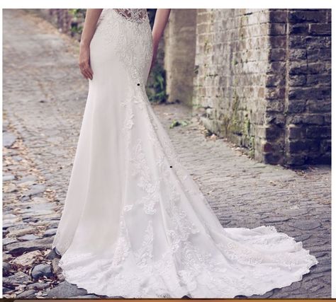 If you are wondering how to bustle or hook up your wedding dress train, then a trainloop may be the answer.  Send us an image or link of your wedding dress and we can show you where best to place it. The Trainloop simply pin through your wedding dress with no sewing needed. To found out if a Trainloop could be the perfect solution for you, please visit www.trainloop.com Wedding Dress Train Bustle, Wedding Dance Songs, Wedding Dress Bustle, Dress Train, Amazing Wedding Dress, V Neck Wedding Dress, Wedding Dress Train, Wedding Checklist, Wedding Dress Trends