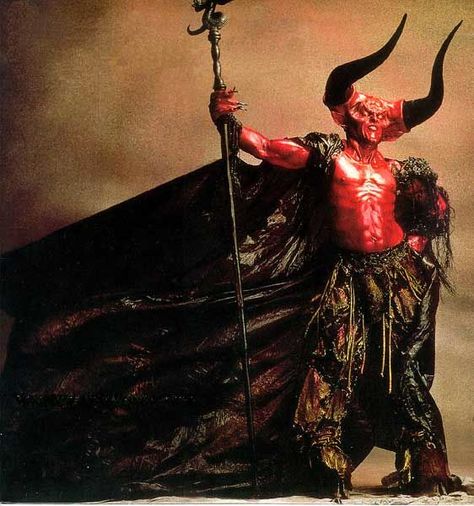 Darkness (Tim Curry) in Legend... Love the movie Legend but no matter how hard I try, I still can't see Tim in there. The makeup was awesome! Darkness Legend, Tim Curry, The Creeper, Ange Demon, Ridley Scott, Fantasy Films, Rocky Horror Picture, Rocky Horror, Fantasy Movies