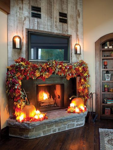 Use a garland of colorful leaves and a couple pumpkins to add drama to a fireplace. Fall Leaves And Pumpkins, Halloween Chic, Diy Home Decor For Apartments, Pumpkin Template, Halloween Mantel, Fall Deco, Autumn Decorating, Pumpkin Ideas, Carving Ideas