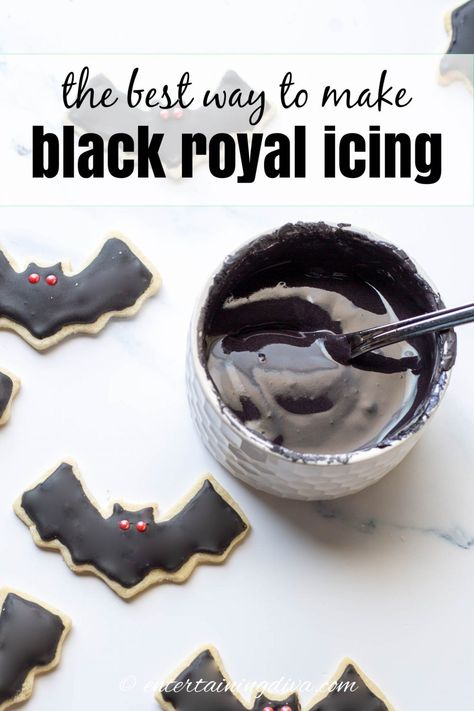 Black Royal Icing, Icing That Hardens, Halloween Party Menu, Decorating Sugar Cookies, Halloween Sugar Cookies Decorated, Black Frosting, Cookies Icing, Bitters Recipe, Cookie Icing Recipe