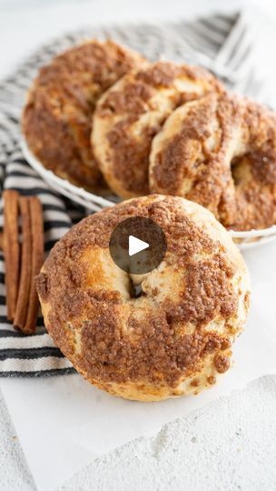 997K views · 43K reactions | It’s even better than the original (but I’ll let you judge that).😉

Did you request this bagel recipe? Get the full recipe by searching ‘cinnamon crunch’ using the link in my bio. 

You can also check out my ‘bagel recipes’ highlight bubble for all my bagel recipe links! 

#bagel #panera #panerabread #homemade #homemadebagel #breadbaking #baking #bakingathome #bakingfromscratch #cinnamon #cinnamonchips #cinnamoncrunch #dupe #copycat #theyearofthebagel #bagellover | Karli | Family Food Blogger | cookingwithkarli · Original audio Cinnamon Crunch Bagel Recipe, Cinnamon Crunch Bagel, Panera Bread Copycat, Diy Caramel, Pumpkin Bagels, Cooking With Karli, Apple Puff Pastry, Cinnamon Crunch, Homemade Bagels