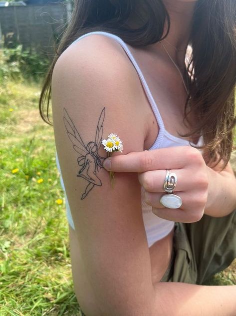 Earthy Tattoos, Mystical Tattoos, Fairy Tattoo Designs, Fairy Tattoo, Classy Tattoos, Discreet Tattoos, Subtle Tattoos, Tattoo Pattern, Simplistic Tattoos