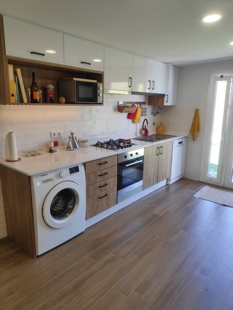 Kitchen Cabinets White Ideas Laundry Room With Kitchenette, Small Kitchen Ideas With Washing Machine, Modern Japandi Interior, Small Kitchen Units, Interior Japanese Style, Japandi Kitchen Design, Small Condo Kitchen, Kitchen Cabinets White, Japanese Style Kitchen