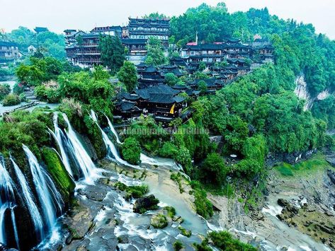 Furong Town - Hibiscus Town | Tour Furong Ancient Town, Zhangjiajie, Hunan, China Avatar Mountains, Magical Waterfall, Hunan China, Japanese Mountains, Short Bus, Zhangjiajie, Location Inspiration, Bus Ride, Mountain Village