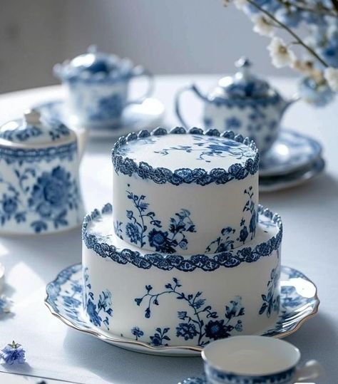 Blue And White China Cake, Blue Tea Party Aesthetic, Bridgerton Wedding Cake, Blue And White China Wedding, Blue And White Tea Party, Blue Vintage Cake, Bridgerton Cake, Chinoiserie Cake, Blue And White Cake