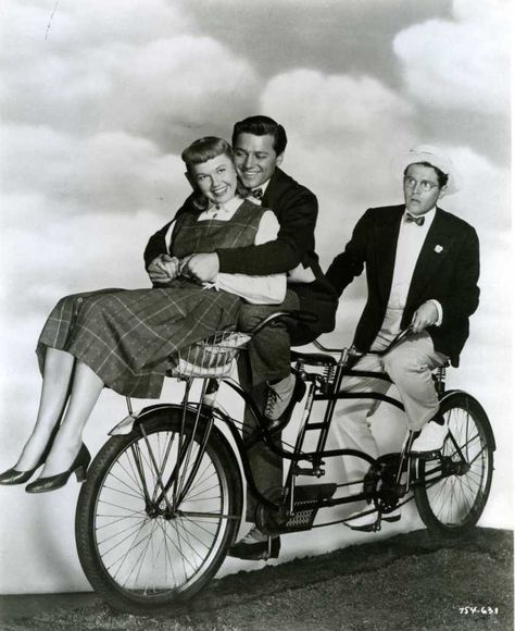 Tandem Bikes & Hollywood | The TandemGeek's Blog Tandem Bike, Womens Bike, Great Movies, Vintage Photographs, Tandem, Hollywood Stars, Bike Ride, Old Hollywood, Famous People