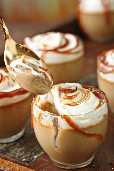 Butterscotch Recipes, Dessert Aux Fruits, Mousse Recipes, Creamy Desserts, Eat Dessert First, Pudding Recipes, Caramel Sauce, Eat Dessert, Mini Desserts