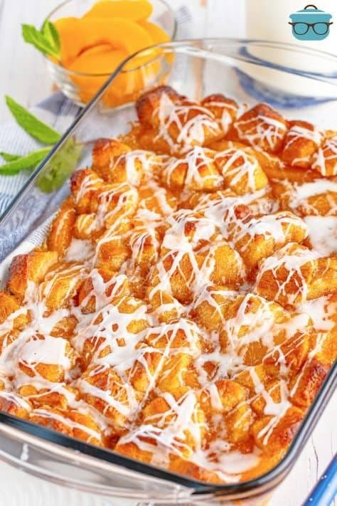 Peach Dumpling Bubble Up - The Country Cook Peach Biscuits, Peach Pie Filling Recipes, Pie Filling Desserts, Peach Pies, Sugar Free Pie, Pastry Dough Recipe, Peach Dumplings, Apple Pie Filling Recipes, Peach Pie Recipes