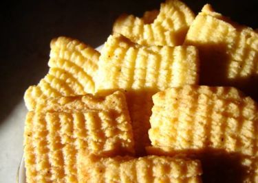 Paula Deens Zesty Cheese Straws Recipe - Genius Kitchen Cheese Wafers, Cheese Straw, Cheese Straws Recipe, Homemade Cheese Crackers, Recipes Cheese, Paula Deen Recipes, Cheese Straws, Homemade Crackers, Dips And Appetizers