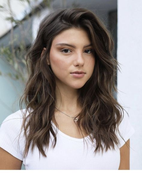 Hair Cuts Side Part Long, Wavy Armpit Length Hair, Face Framing For Wavy Hair, Brunette Medium Length Hair With Layers Wavy, Medium Length Haircut Natural Waves, Short Wavy Hair Thick, Dark Brown Mid Length Layered Hair, Medium Length Haircut For Frizzy Wavy Hair, Haircuts For Side Part For Women