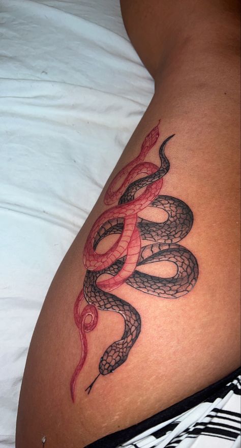 Snake Print Tattoo, 2 Snake Tattoo, Spinal Snake Tattoo, Snake Tattoos Black Women, Snakes Back Tattoo, Double Snake Back Tattoo, Spine Snake Tattoo, Red Snake Back Tattoo Women, Snake On Thigh Tattoo