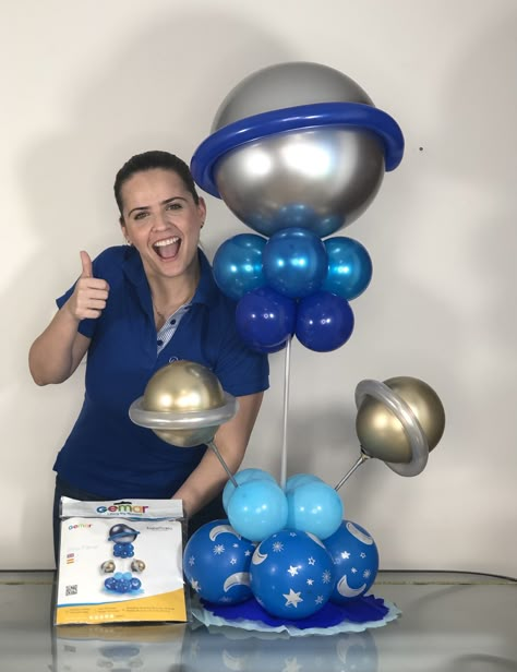 Astronaut Birthday Centerpieces, Outer Space Balloons, Space Balloon Centerpiece, Space Theme Party Decorations Diy, Space Theme Table Decorations, Outer Space Centerpiece Ideas, Astronaut Centerpiece Space Party, Astronaut Centerpiece, Space Theme Centerpiece Ideas