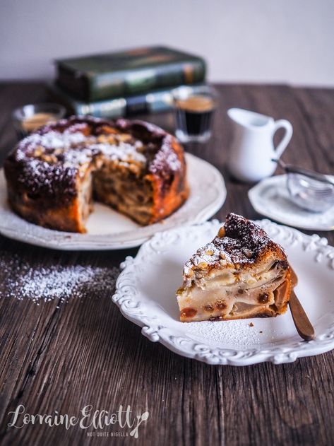 Sicilian Apple Cake Apple Cake Recipe, Single Layer Cakes, Apple Cake Recipes, Toasted Walnuts, Icing Sugar, Apple Desserts, Baking Sweets, Apple Cake, Baked Apples