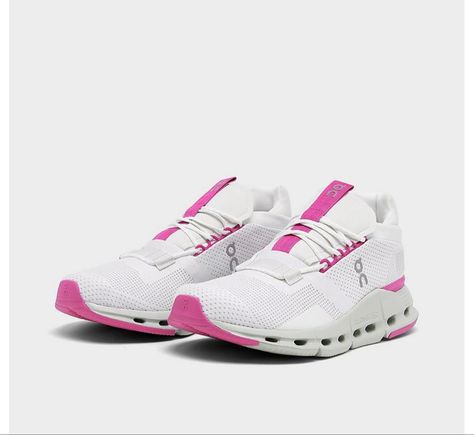 Preppy Running Shoes, Sophie Outfit, Cute Running Shoes, On Cloudnova, Cloud Shoes, On Running Shoes, Trendy Shoes Sneakers, Running Sneakers Women, Preppy Shoes