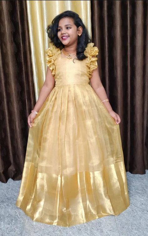 Long Frocks For Kids, Frock Models, Frocks For Kids, Kids Party Wear Dresses, Simple Frock Design, Long Frock Designs, Kids Dress Collection, Long Gown Design