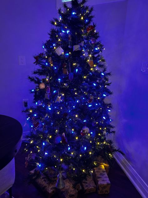 Blue and white lights...Customize your tree with Ring Tree Lighting #christmastree #christmas #christmastreelighting #Christmaslighting #xmaslighting #xmas #xmastreelighting #strandlighting #christmaslights #seasonslights Maple Leaf Tree, Lights For Christmas, Ring Tree, Christmas Tree Branches, Christmas Lighting, Light Well, Tree Rings, Artificial Trees, White Lights