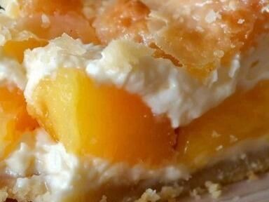 Cream Cheese Peach Pie: A Heavenly, Fruity, & Creamy Dessert That Will Have Everyone Asking for More - NewsBreak Cream Cheese Peach Pie, Publix Bakery, Butter Cake Cookies, Cherry Hand Pies, Peach Pie Recipes, Cream Cheese Pie, Lemon Bundt Cake, Blueberry Cream Cheese, Peach Cobbler Recipe