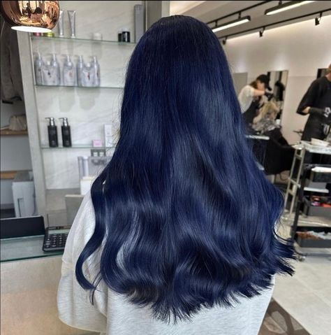 Dark blue hair color idea Popular Hairstyles For 2023, Smokey Blue Hair, Dark Blue Hair Color, 2023 Hair Color, Midnight Blue Hair, Hair Color Idea, Blue Hair Color, Hairstyles For 2023, Dark Blue Hair