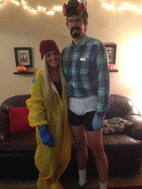 Jessie And Walter Costume, Jesse And Walter White Costume, Jessie And Jane Breaking Bad Costume, Breaking Bad Couples Costume, Breaking Bad Halloween Costume, Walter White Costume, Breaking Bad Halloween, Breaking Bad Costume, Costumes For Work