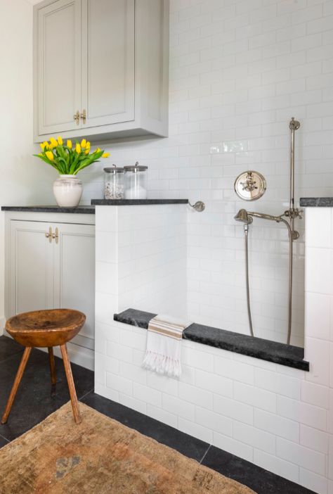 Timeless Elegant Interiors With Innovative Simplicity - Decoholic Dog Bathing Station, Half Wall Shower, Marie Flanigan Interiors, Transitional Laundry Room, Laundry Mudroom, Marie Flanigan, Open Bathroom, Shower Basin, Dog Washing Station