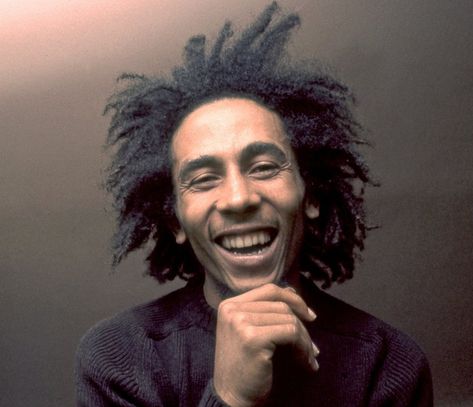 Hair Through History: 9 Iconic Hairstyles of the 1970s | Beauty Launchpad Image Bob Marley, Rastafarian Culture, Marley Family, Bob Marley Legend, Bob Marley Pictures, Robert Nesta, Nesta Marley, Irving Penn, Marcus Garvey