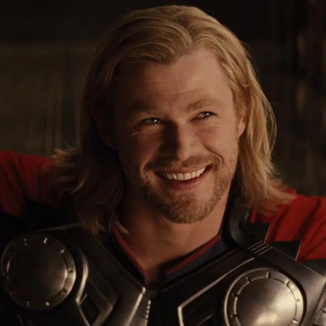 Tumblr, Thor First Movie, Thor Tumblr, Thor Icon, League Of Heroes, Dr Marvel, Thor 2011, Thor Odinson, Chris Hemsworth Thor