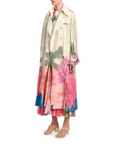 Silk Trench Coat, Valentino Coat, Delicate Gown, Valentino Jacket, Cropped Polo, Pleated Sleeves, Valentino Women, Fashion 101, Silk Twill