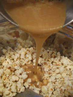 I had some sweetened condensed milk to use up about the same time I stumbled across this popcorn recipe. I was doomed. But it was so wort... Soft Caramel Popcorn, Carmel Popcorn, Popcorn Recipes Easy, Caramel Corn Recipes, Popcorn Recipes Caramel, Karo Syrup, Popcorn Snacks, Popcorn Recipe, Microwave Popcorn