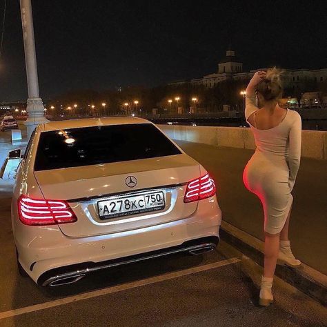 Mercedes-Benz Mercedes Girl, C 63 Amg, Girls Driving, Dream Cars Mercedes, Mercedes Cls, E63 Amg, Mercedes Car, Racing Wheel, Benz Car