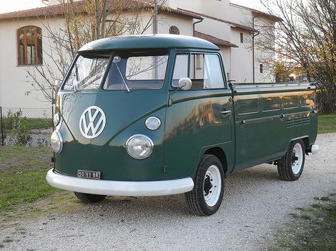 '66 VW T1 single cab pickup | Flickr Vintage Volkswagen Bus, Vw T3 Doka, Kombi Pick Up, Vw Pickup, Volkswagen Vans, Vintage Garage, Vintage Vw Bus, Vw Classic, Classic Volkswagen