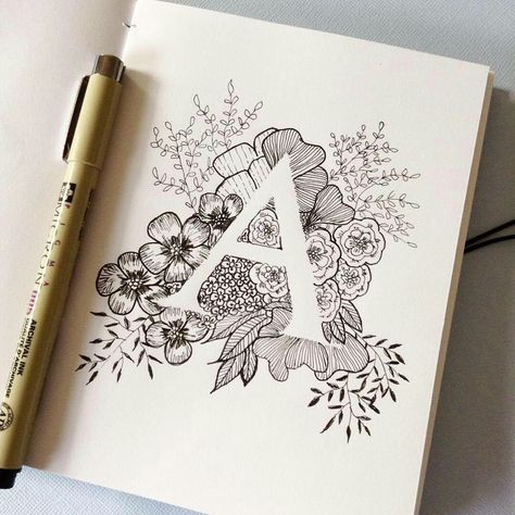 Floral Lettering Alphabet, Name Drawings Creative, Letter A Drawing, Flower Lettering, Doodle Art Letters, ليلو وستيتش, Pen Art Work, Doodle Art Flowers, Easy Mandala Drawing