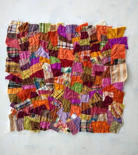 Mosaic Patchwork, Landscape Patchwork, Art Fibres Textiles, Advanced Sewing Techniques, Mosaic Landscape, Reuse Fabric, Textile Art Techniques, Crumb Quilt, Patchwork Tutorial