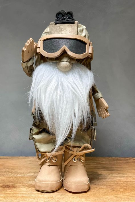 Themed Gnomes – Page 2 Army Gnome, No Sew Gnome, Diy Tactical, Themed Gnomes, Biker Gnomes, Sock Gnomes, Handmade Gnomes, Gnome Tutorial, Gnome Pattern