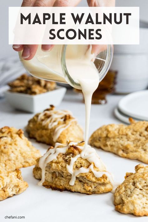 Maple walnut scones with maple glaze Vegan Scones Recipe Easy, Vegan Scones Gluten Free, Unique Scones, Maple Scones Recipe, Maple Walnut Scones, Maple Scones, Walnut Scones, Healthy Scones, Oat Scones