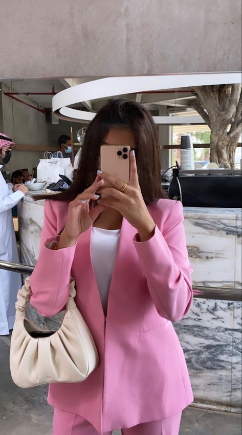 Girly Lawyer Aesthetic, Pink Lawyer Aesthetic, Legal Baddie, Pink Lawyer, Lawyer Core, Shimmer And Shine Outfit, Girl Boss Outfit, Glam Aesthetic, Lawyer Outfit