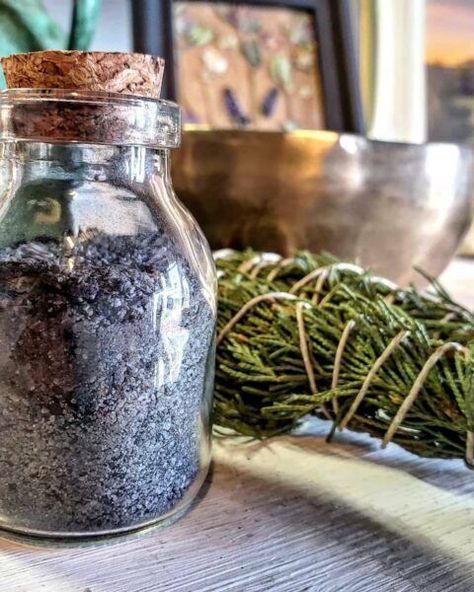 Learn how to make black salt, an easy spell and essential potion for beginner witches learning witchcraft Making Black Salt, Black Salt Witchcraft, How To Make Black Salt, Black Salt, Black Salt Recipe, Herbs For Protection, Spirits Of The Dead, Break A Habit, Potions Recipes